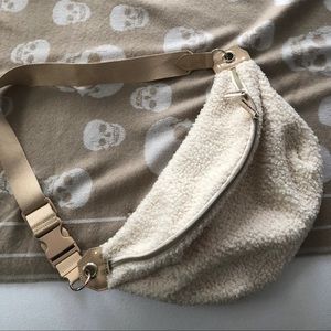 BÉIS Bum Bag